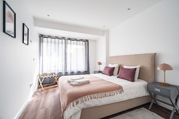 1 chambre, fer et planche à repasser, Wi-Fi, draps fournis