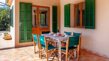 Restauration extérieure