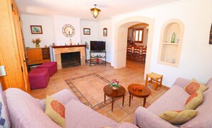 TV, fireplace, DVD player, table tennis