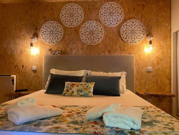 1 bedroom, free WiFi, bed sheets