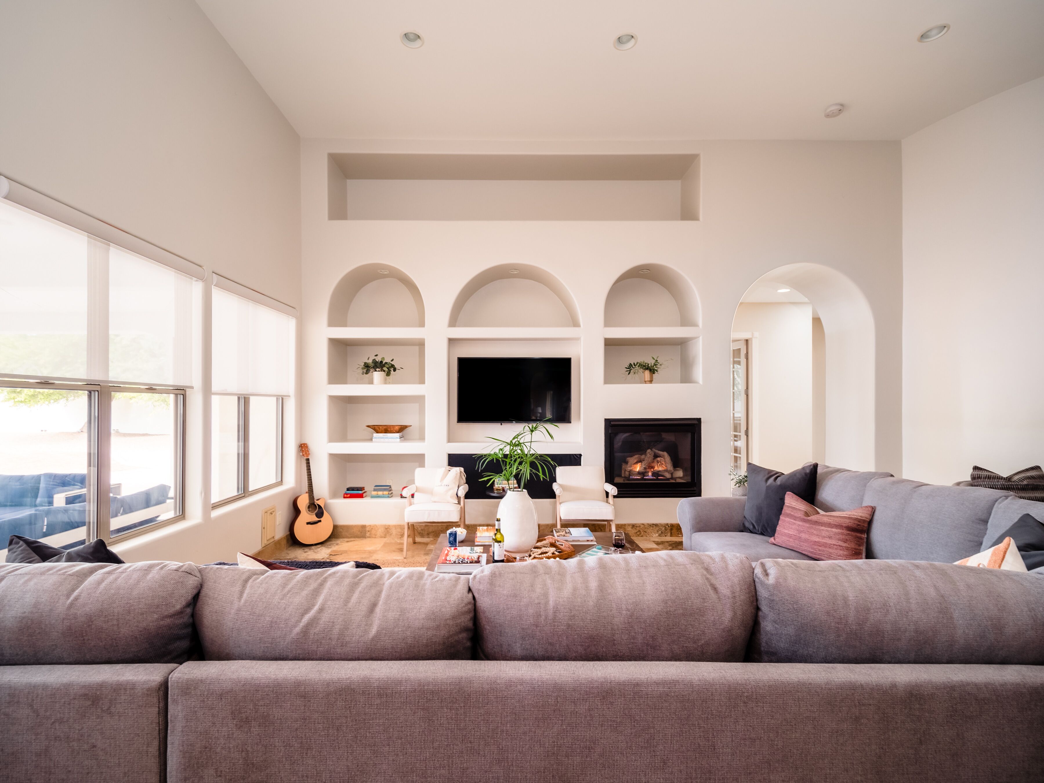 Smart TV, fireplace, ping pong, offices