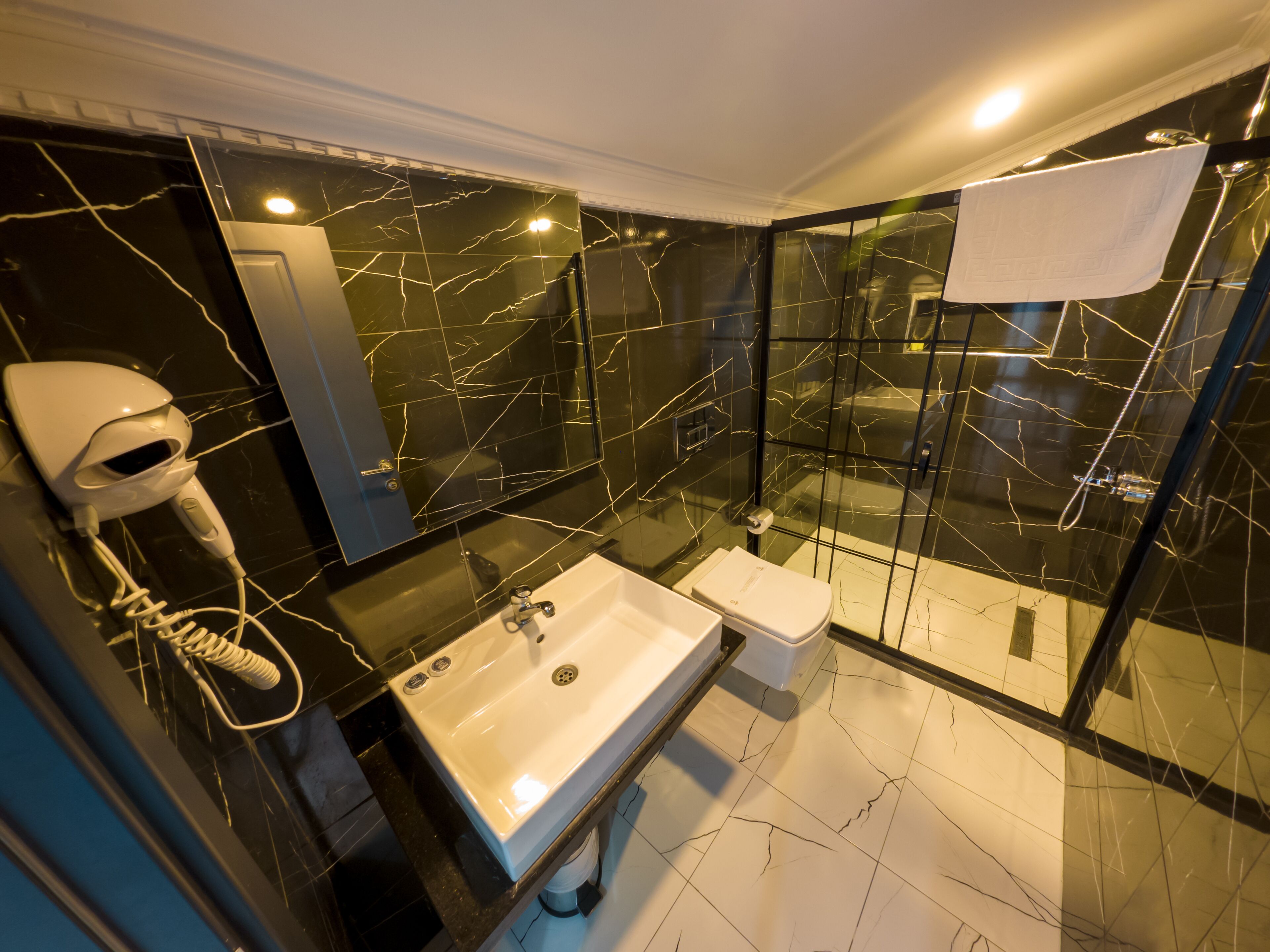 Foto - Express Plus Hotel