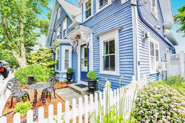 Outdoor dining - Gas Fireplace Front Patio & Parking Spot! (Provincetown)
