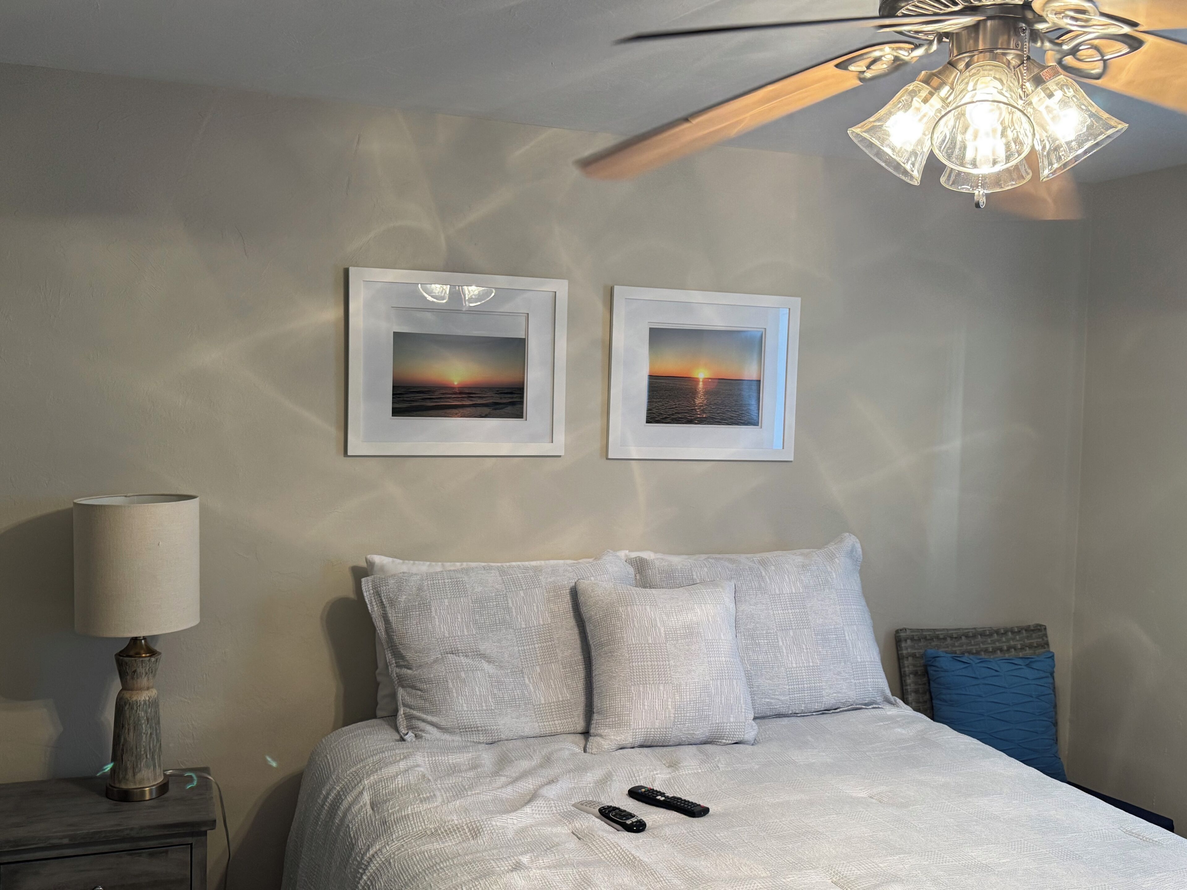 2 bedrooms, iron/ironing board, WiFi, bed sheets