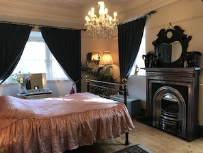 1 chambre, bureau, fer et planche Ă repasser, Wi-Fi gratuit