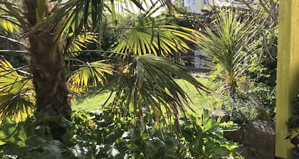 'Pretty Victorian Garden Flat'. Weymouth