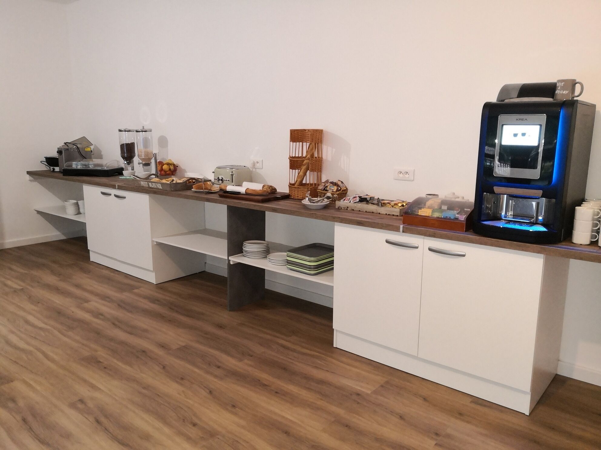 daily buffet breakfast (eur 12 per person)