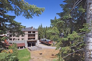 Exterior - A Golden Getaway Pool, Hot Tub, Tennis, & More (Truckee)
