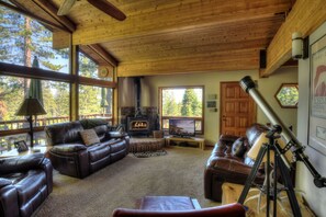 House, Multiple Beds, Patio, Mountain View (Vista Point) | Living area