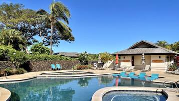 Piscine extérieure, piscine chauffée