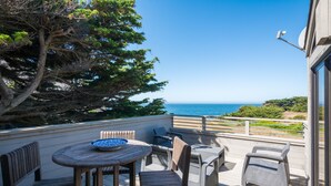 BBQ/picnic Area - Above the Cove (Sea Ranch)