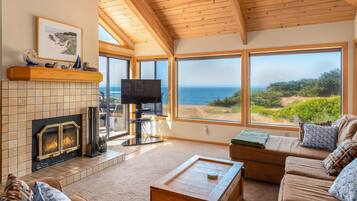 House, Multiple Beds, Hot Tub, Ocean View | View from room