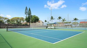 Condo, Multiple Beds (Surf & Racquet Club #3-201) | Sports court