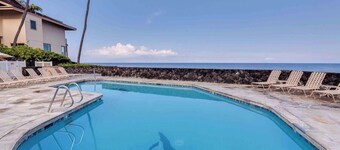 Sea Village #4210 Ocean Front Lanai!