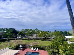 Property grounds - Kahaluu Bay Villas 4 Lanais w/ Ocean Views (Kailua-Kona)