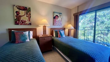 Condo, Multiple Beds, Lanai, Ocean View (Kahaluu Bay Villas #305) | 2 bedrooms, individually decorated, individually furnished, free WiFi