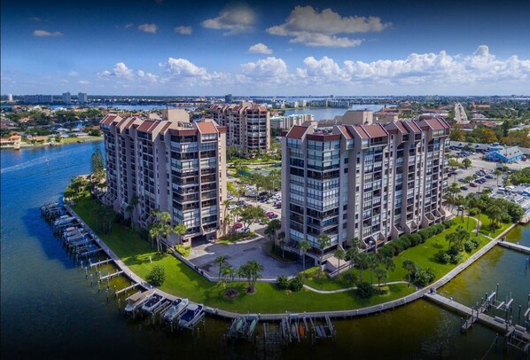 Condo, varias camas (St Pete Beach Yacht and Tennis Club 9) | Exterior