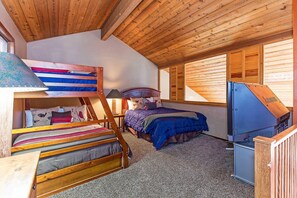 Condo, Multiple Beds, Fireplace, Mountain View (Winterset #33) | 2 bedrooms, individually decorated, individually furnished, free WiFi - Winterset #33 - Near Golf, Shops & Eats! (Mammoth Lakes)