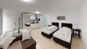 1 Schlafzimmer, Reisekinderbett, kostenloses WLAN, Bettwäsche