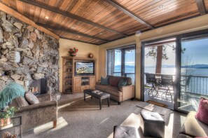 Townhome, Multiple Beds, Patio, Mountain View (Brockway Springs Lodge) | Living area