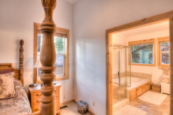 House, Multiple Beds (Canterbury Chalet)