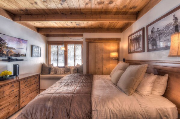 3 bedrooms, individually decorated, individually furnished, free WiFi