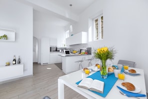 Dining - Villa Anna with private Terrace and Sea View (Positano)