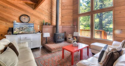 Northwoods Hangout Near Tahoe Donner