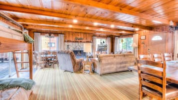 House, Multiple Beds, Fireplace, Mountain View (Zephyr Cove Cabin) | Interior