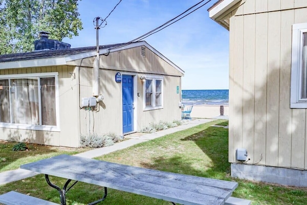 The Lake Shore Cottage