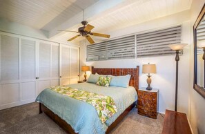 Condo, 1 King Bed with Sofa bed, Lanai, Ocean View | 1 bedroom, individually decorated, individually furnished, free WiFi
