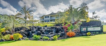 Luxury at Na Hale O Keauhou #N1