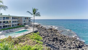 Beach nearby - Sea Village #4114 (Kailua-Kona)