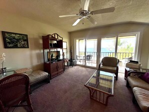 Condo, 1 King Bed, Lanai, Ocean View (Kona Isle #D31) | Living area