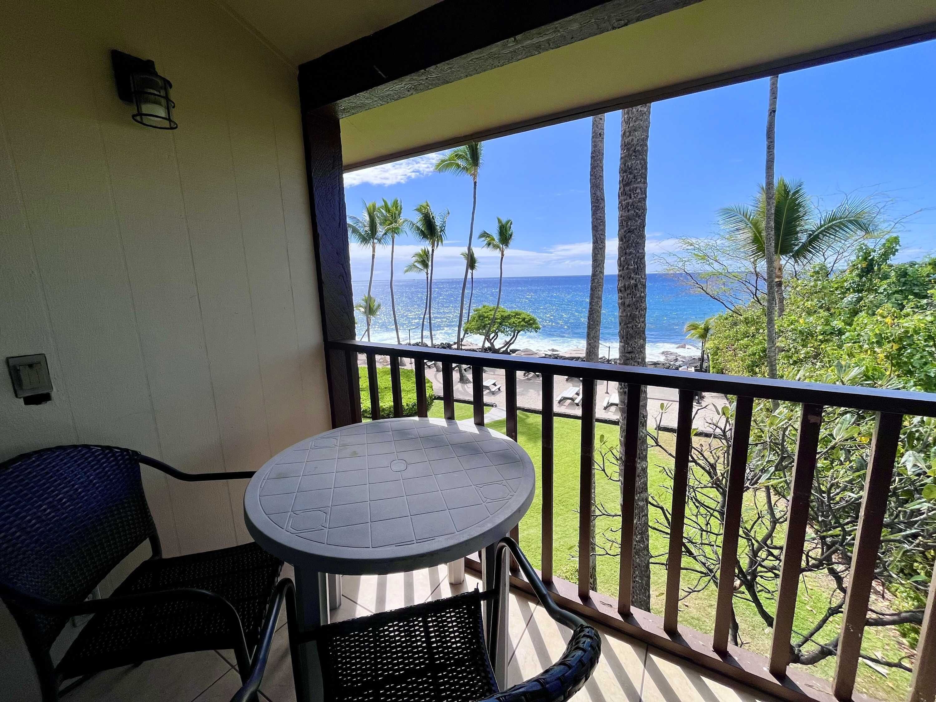Appartamento, 1 letto king, lanai, vista oceano (Kona Isle #D31) | Ristorazione all'aperto