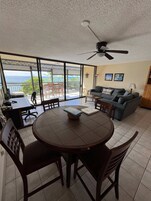 Condo, várias camas, sacada, vista para o oceano (Kona Alii #204) | Parte interna