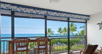 Kona Alii Oceanview Pool Shops & Restaurants