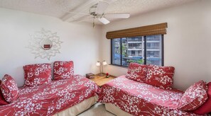 Condo, Multiple Beds (Kona Reef #D22) | 3 bedrooms, free WiFi - Kona Reef #d22 (Kailua-Kona)