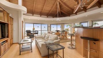 House, Multiple Beds, Patio, Ocean View (Outrigger Paradise Hale Wa a Pale) | Living area | 42-inch flat-screen TV with digital channels