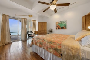 Ferienhaus, Mehrere Betten, Terrasse, Meerblick (Kona Wa'a Paradise Getaway) | 5 Schlafzimmer, individuell dekoriert, individuell eingerichtet