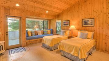 House, Multiple Beds, Hot Tub, Partial Sea View | 3 bedrooms, free WiFi, bed sheets