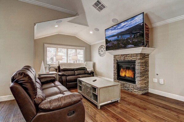 Townhome, Multiple Beds, Balcony, Mountain View (Tahoe Woods Heavenly) | Living area | 50-inch flat-screen TV with digital channels, fireplace - Tahoe Woods Heavenly - Walk to Beach & Gondola to Heavenly Ski (South Lake Tahoe)
