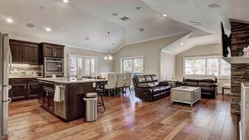 Townhome, Multiple Beds, Balcony, Mountain View (Tahoe Woods Heavenly) | Interior