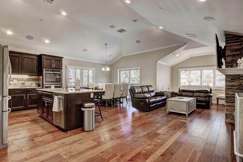 Tahoe Woods Heavenly - Walk to Beach & Gondola to Heavenly Ski