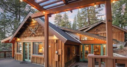 Mountainside Overlook Lake Views & Hot Tub