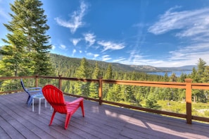 Property grounds - Chamberland Getaway Lake Views w/ Deck! (Homewood)