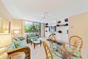 公寓客房, 多張床 (White Sands Village #135) | 客廳