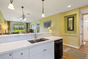 Condo, Multiple Beds, Patio, Golf View (Fairway Villas D5) | Private kitchen
