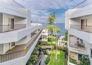 Condo, 1 King Bed with Sofa bed, Balcony, Ocean View (Royal Sea Cliff #415) | Property grounds