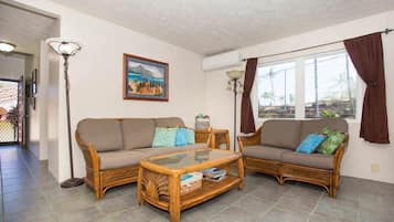 Townhome, Multiple Beds (Surf & Racquet Club #24) | Living room | TV